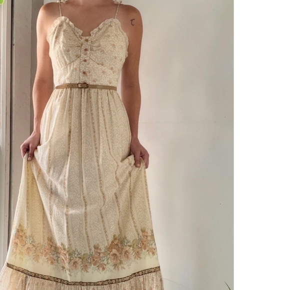 Vintage Dresses & Skirts - Vintage 70's Candi Jones Micro Floral Maxi Dress